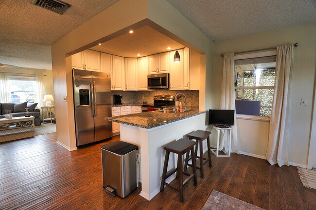 Photo - 4215 Pandora Rd