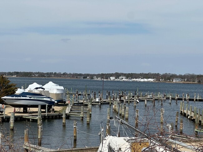 Building Photo - 595 Kingfisher Cir