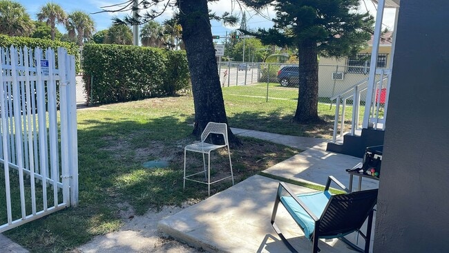 Photo - 451 NW 82nd St