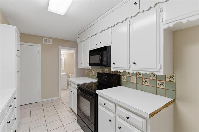 Photo - 2113 Fleur De Lis Ct