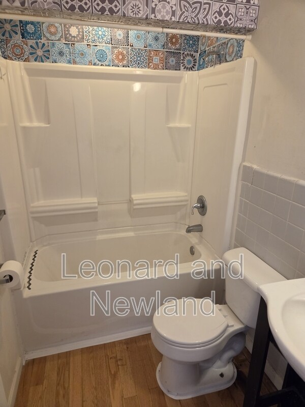 Photo - 576 Harding Rd