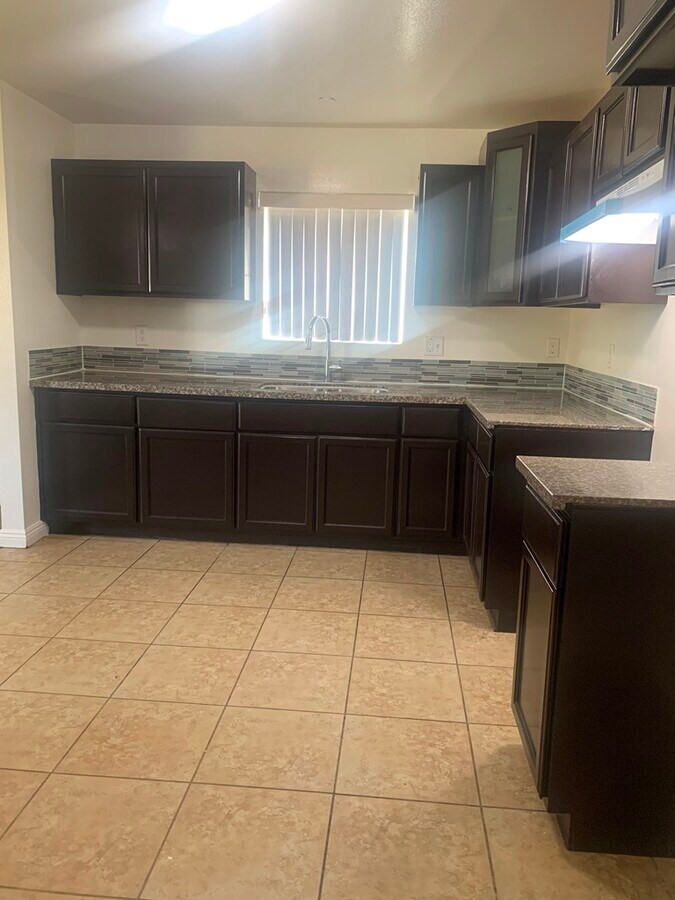 Photo - 203 W 101st St Unit 201