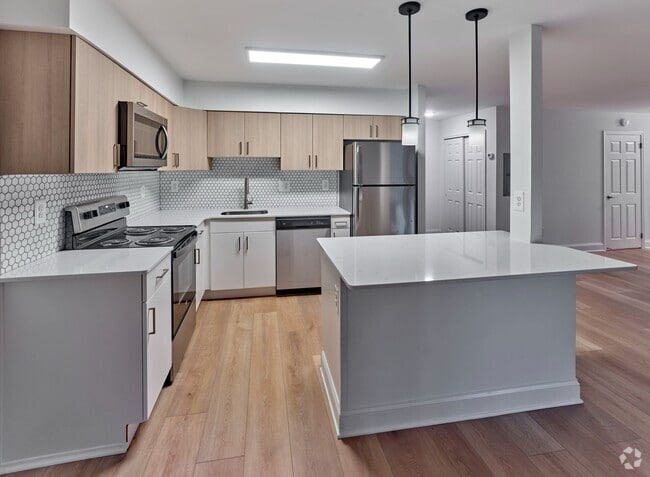 Kitchen with Breakfast Bar - Aberwyck Rental