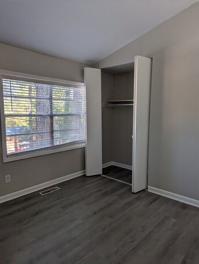 Photo - 225 Ridgewood Ave Unit Apartment 225