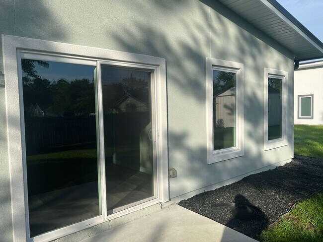 18 Aidan Ct