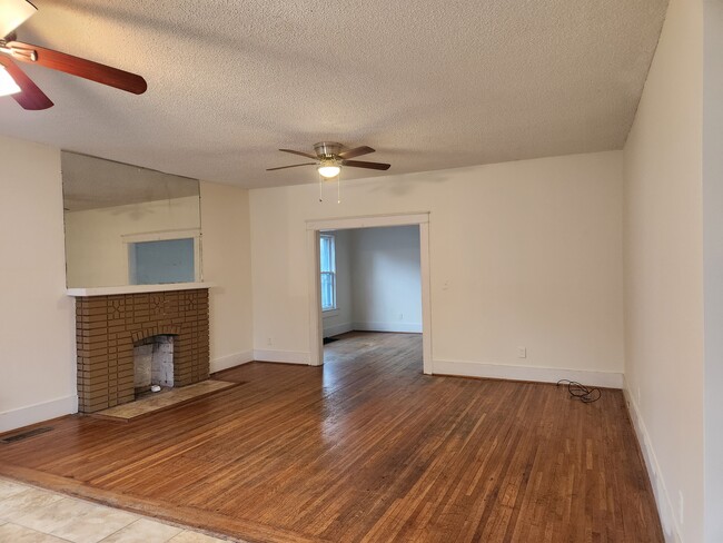 Photo - 416 10th Ave S