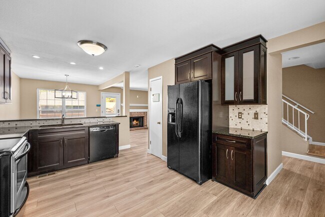 Photo - 2700 Perry St