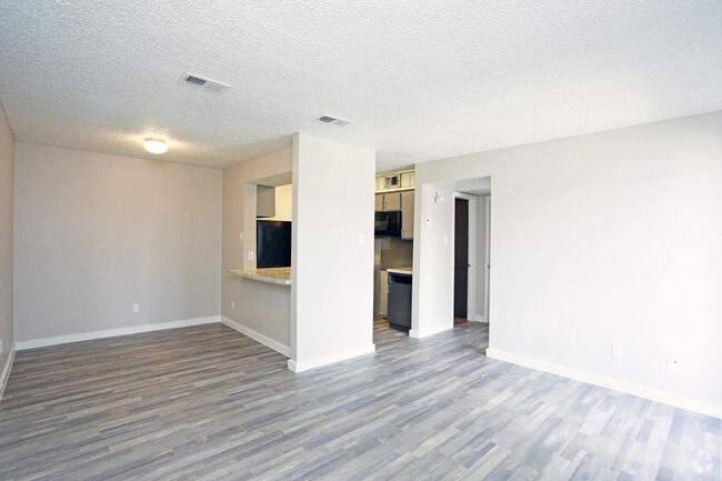 Tuscany Park Apartments