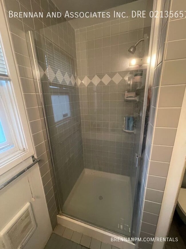Photo - 5932 Alleghany St