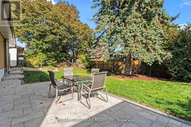 Photo - 745 Glengrove St