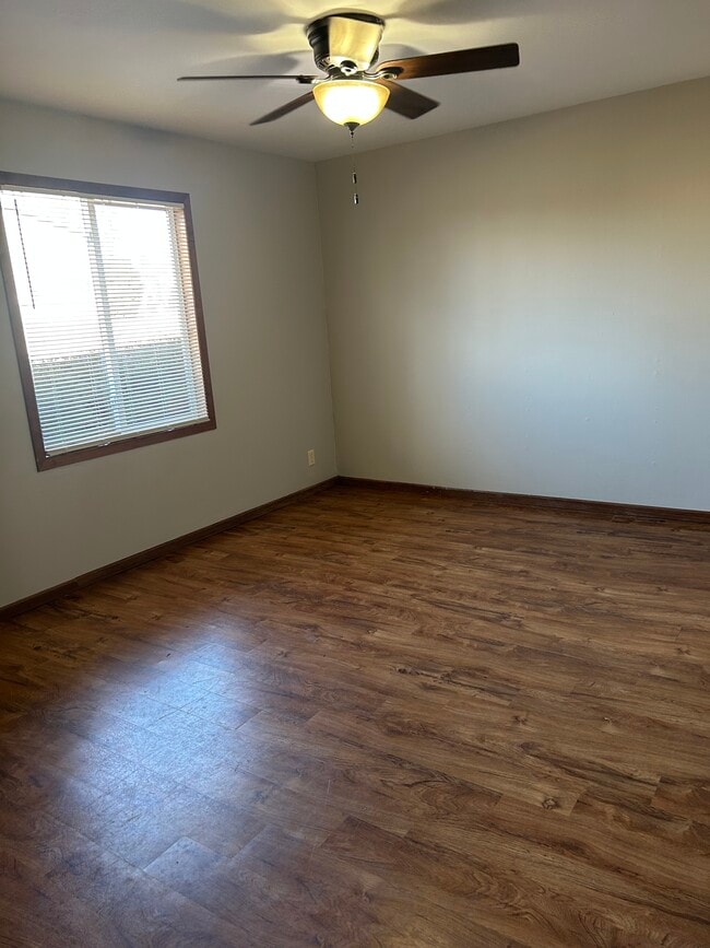 Photo - 3325 Kimball Rd