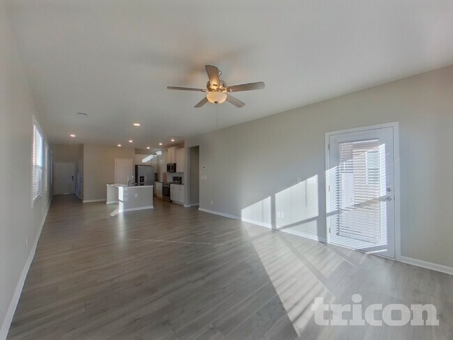 Photo - 931 Bryden Ln