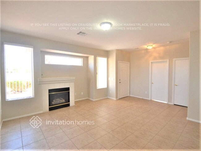 Photo - 534 Startop St