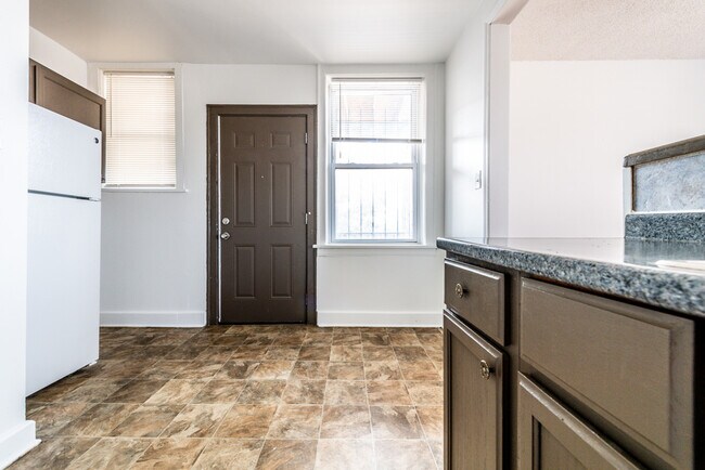 Photo - 7800 S Jeffery Blvd