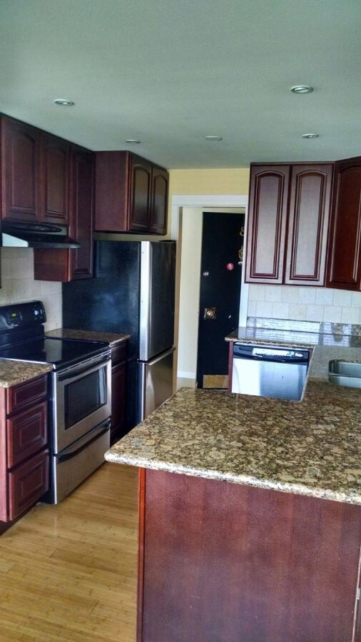 Photo - Chapman Manor Apartments