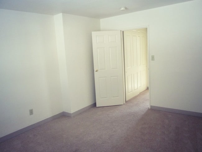 Photo - Browns Woods Apartments