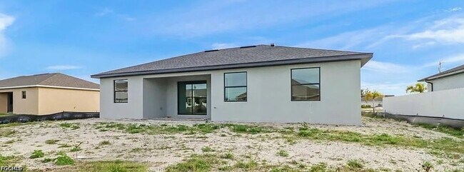 Photo - 408 Chiquita Blvd N