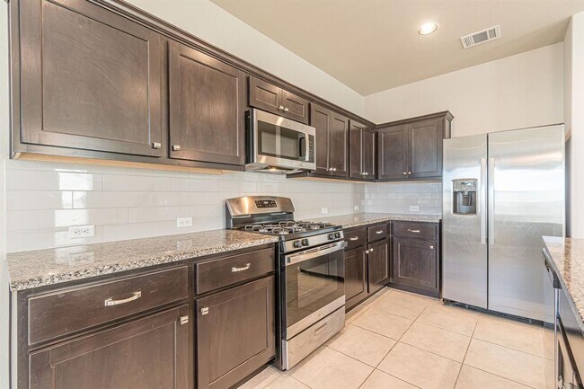 Photo - 141 White Dunes Dr