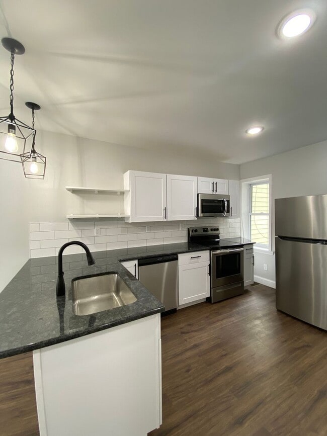 Photo - 3 Bedroom 2.5 Bath Home Available For Rent