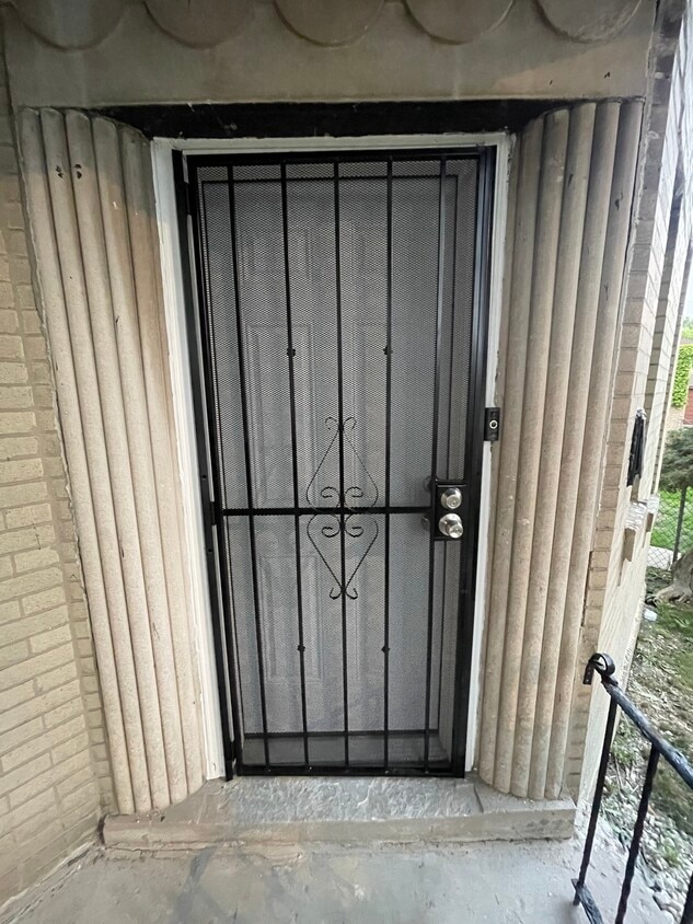 Photo - 10159 S King Dr (Chicago, IL)