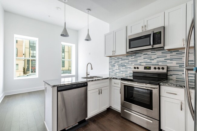 Building Photo - 1422 W Girard Ave Unit 1422-A