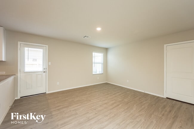 Photo - 9228 Griffith Run