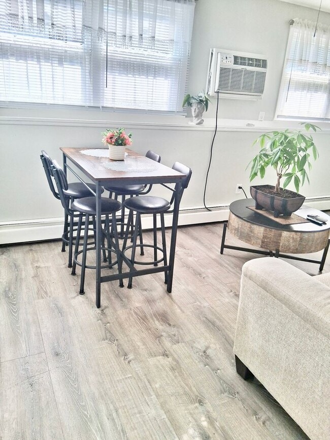 Photo - 25 Sunbury St Unit 6