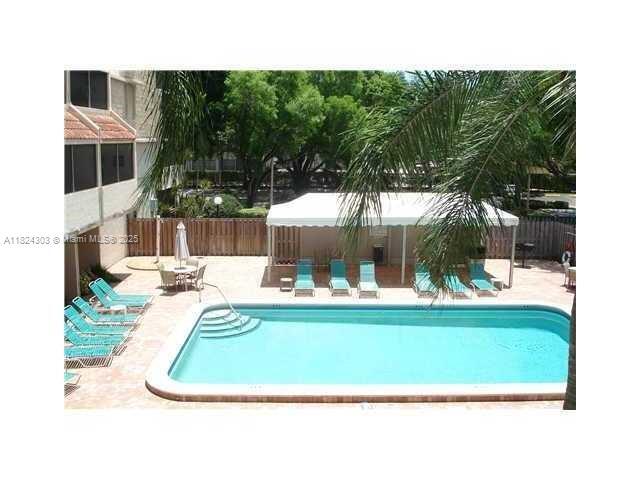 Photo - 6800 Cypress Rd Apartamento Unidad 409