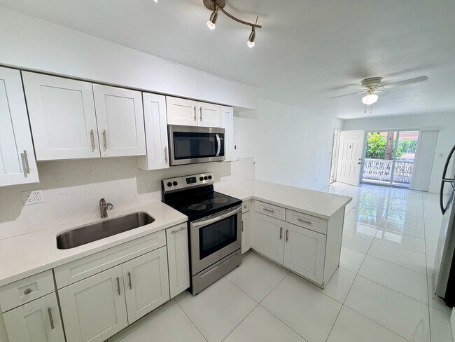 1057 SW 7th St