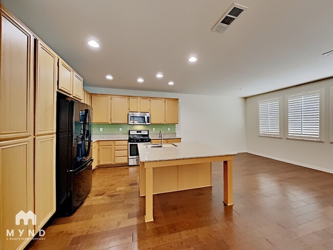 Photo - 1529 Bath Ave