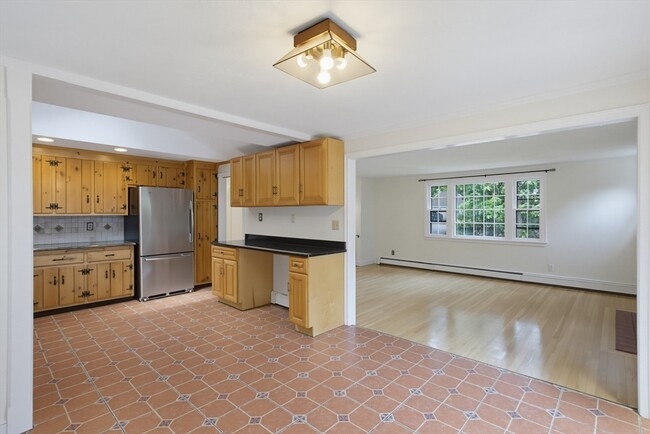Photo - 37 Woodbury Rd