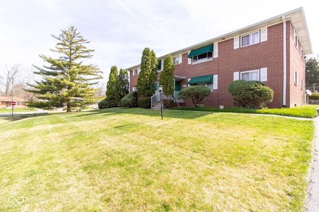 Building Photo - 4849 N Bolton Ave Unit 6 Rental