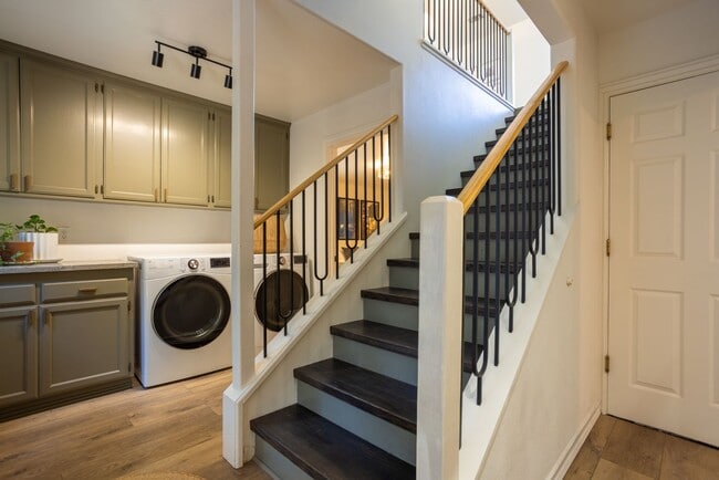 Photo - Ultra Unique Chico Tree House in The Avenues