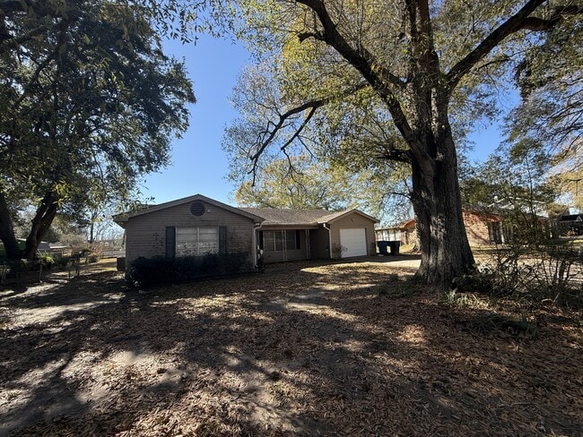 Photo - 7765 Coburn Dr