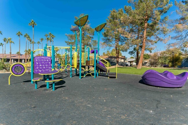 Photo - Pueblo del Sol