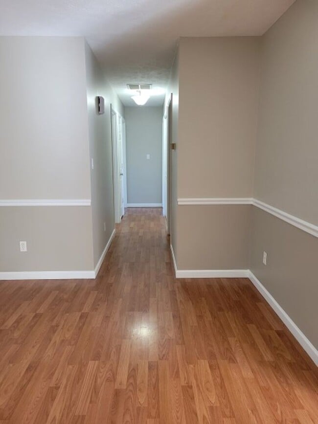 Photo - 3 Bedroom Ranch: Ellettsville!