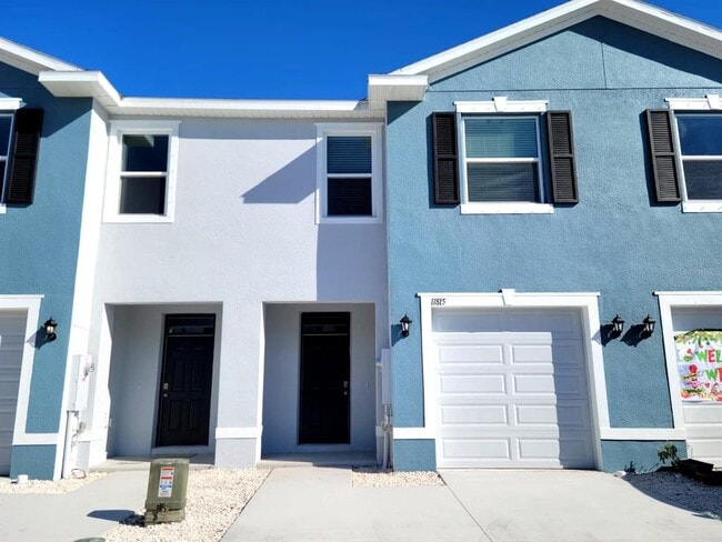 Building Photo - 11815 Davis Dr