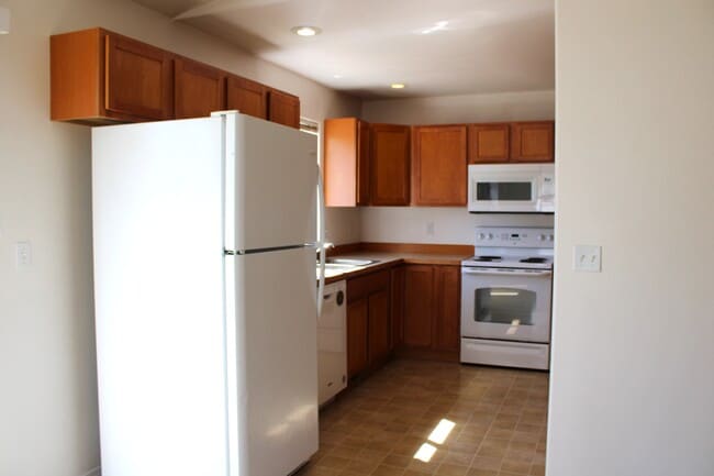 Photo - 1503 Trisha Way