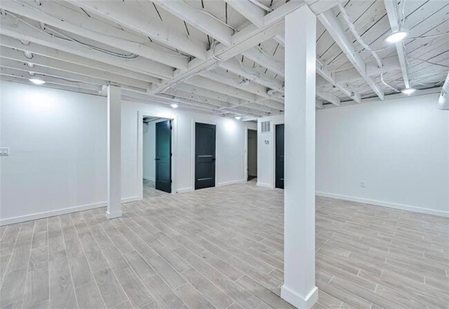 Photo - 2218 Belvedere Ave SW