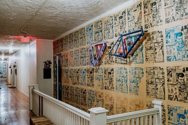 Photo - Charming Studio Apartment in Vibrant Barri... Unit 26