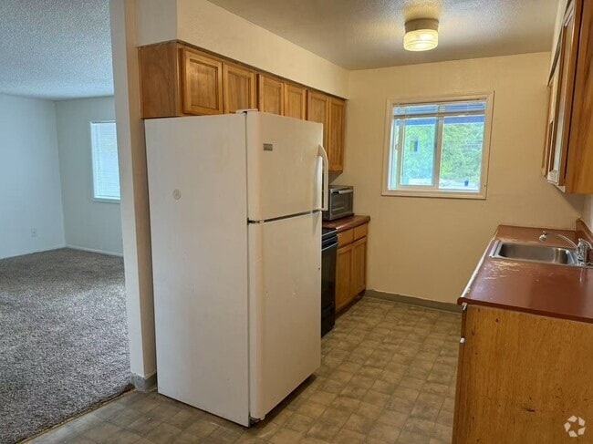 Building Photo - 3218 SE 122nd Ave Rental