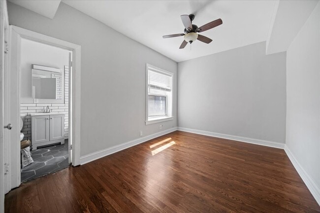 Photo - 6635 S Ellis Ave Unit 3S