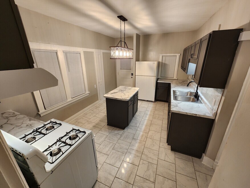 1513 S 63rd St Unit 1517 S 63rd St