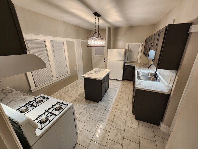 1513 S 63rd St Unit 1517 S 63rd St