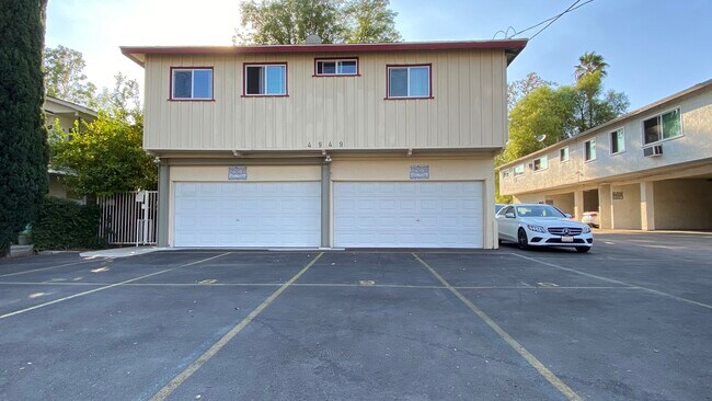 Photo - 4949 Coldwater Canyon Ave Unit 1