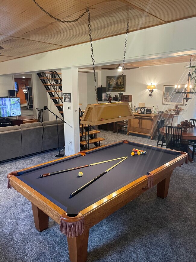 Photo - 166 Center Rd