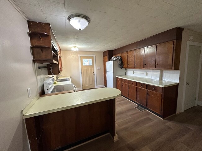 Photo - 119 W Halley St House