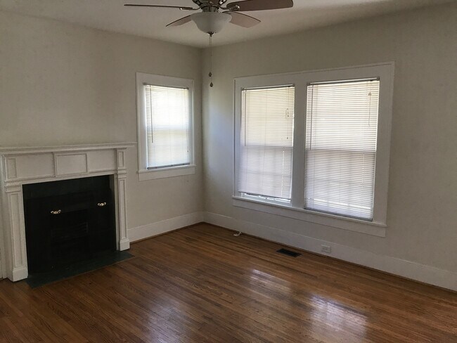 Photo - Adorable Two Bedroom Home In Plaza Midwood!