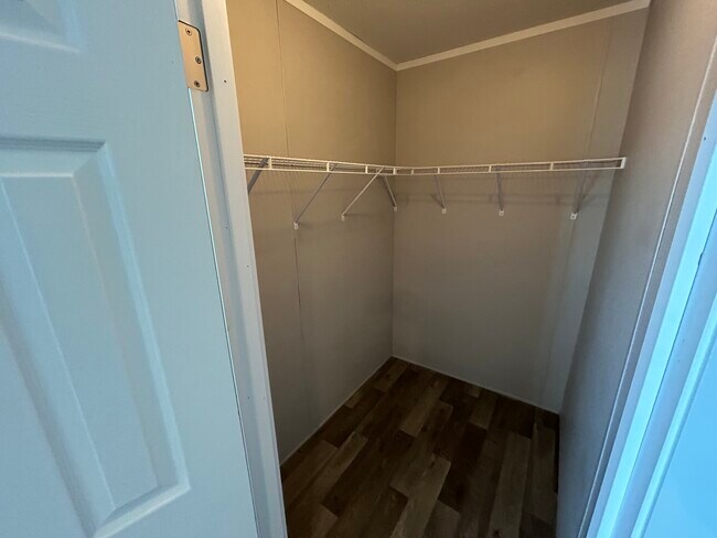 Photo - 648 Oregon St