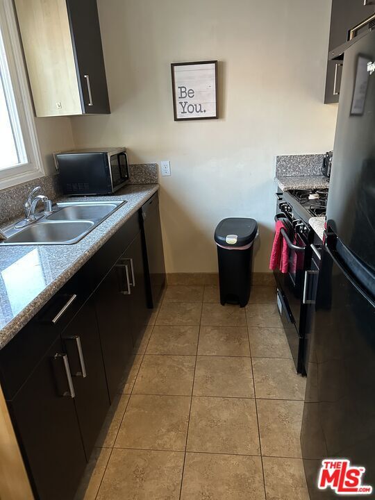 Photo - 137 Rexford Dr Unit 1/2